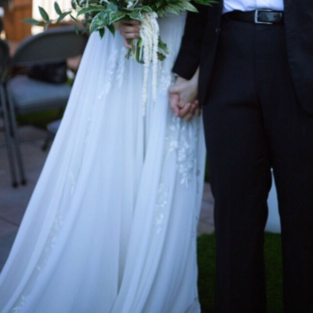 BHLDN Bonaire Gown, Wedding Dress - Picture 12 of 12